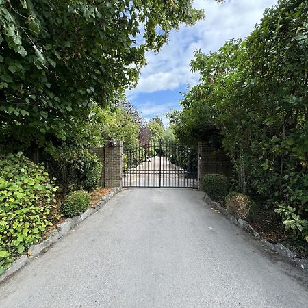 Hookwood Lodge London Gatwick Horley Zewnętrze zdjęcie
