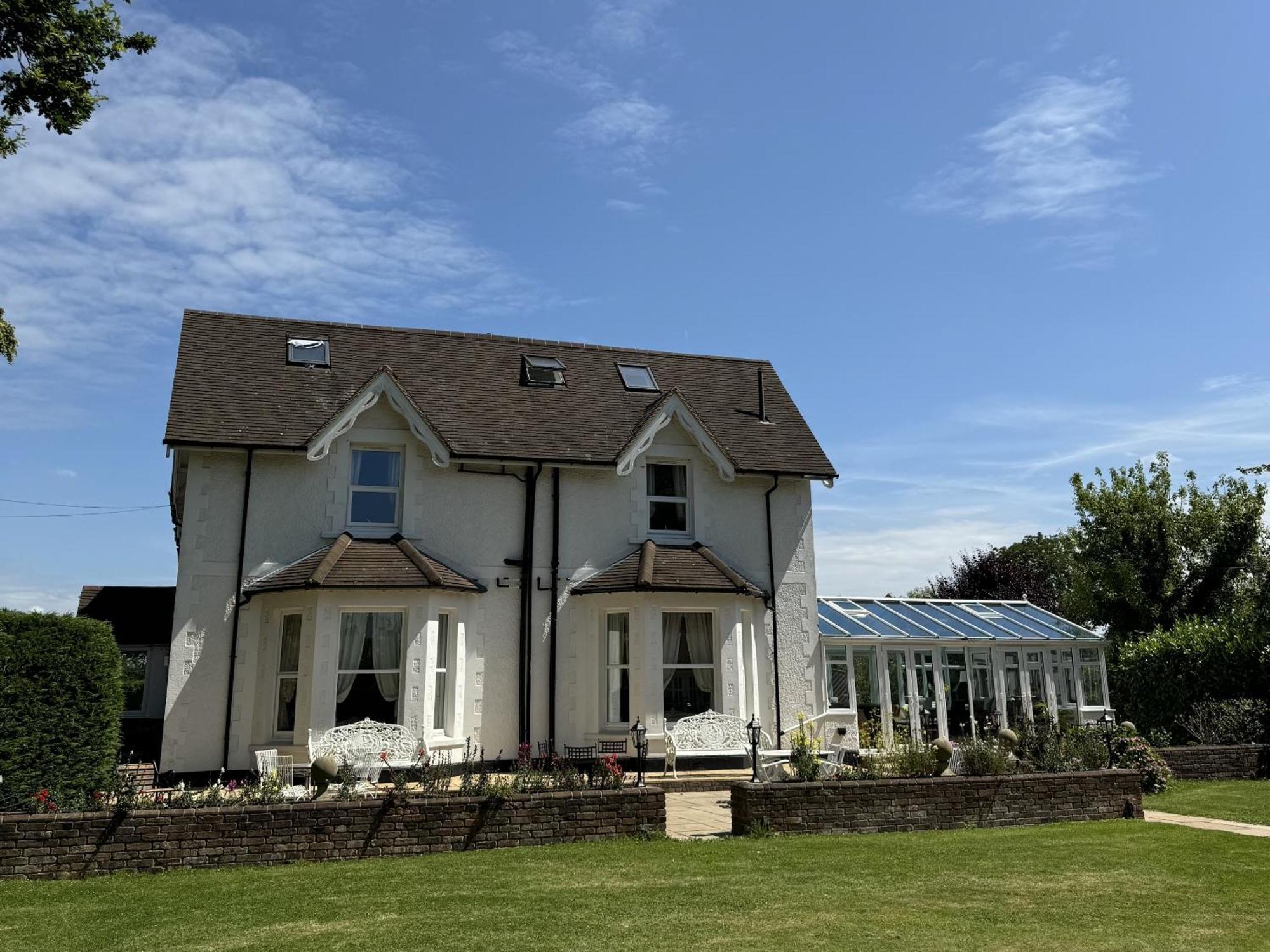 Hookwood Lodge London Gatwick Horley Zewnętrze zdjęcie